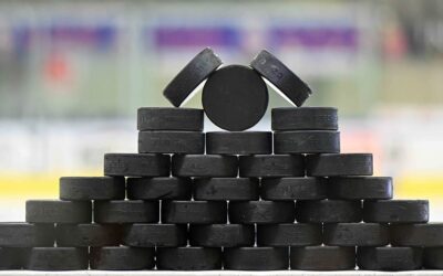 ICEHL: vészhelyzet a jégen, rosszul lett az ellenfél játékosa, félbeszakadt a Volán meccse!