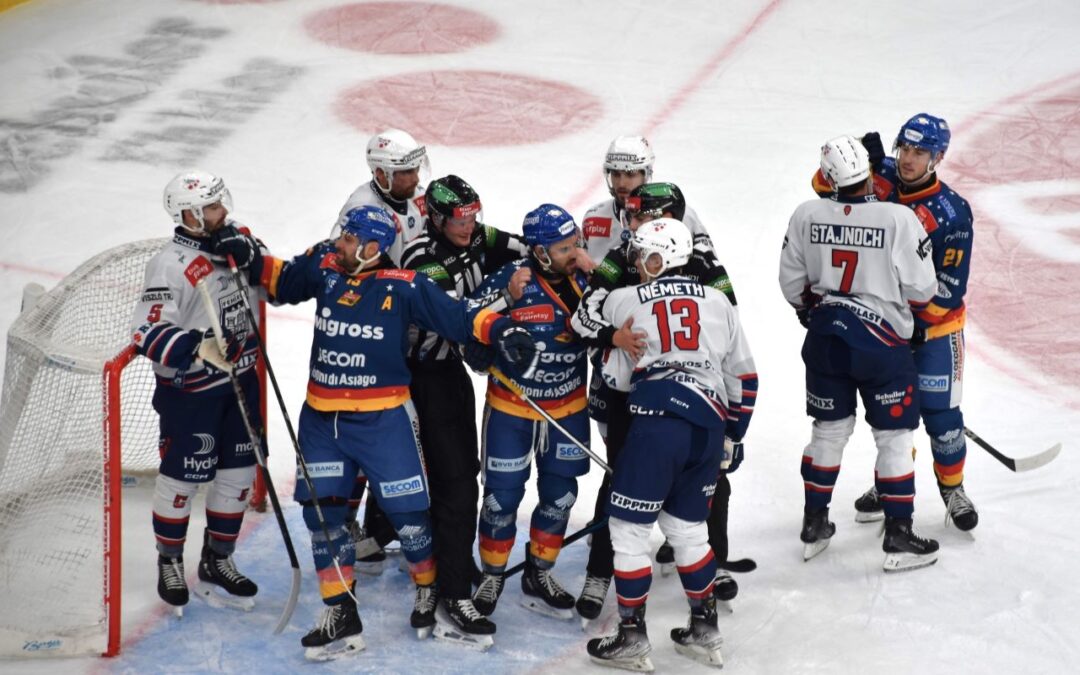 Jégkorong ICEHL: megint az előnyös-hátrányos játék gyengesége okozta a Volán pontvesztését