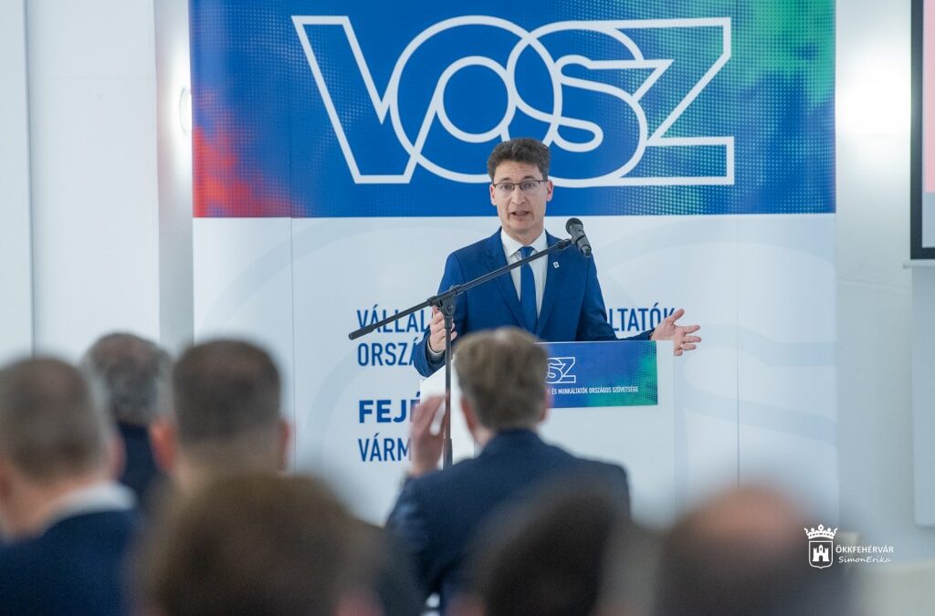 Fejér vármegye gazdasági helyzetét is elemezték a VOSZ vármegyei fórumán