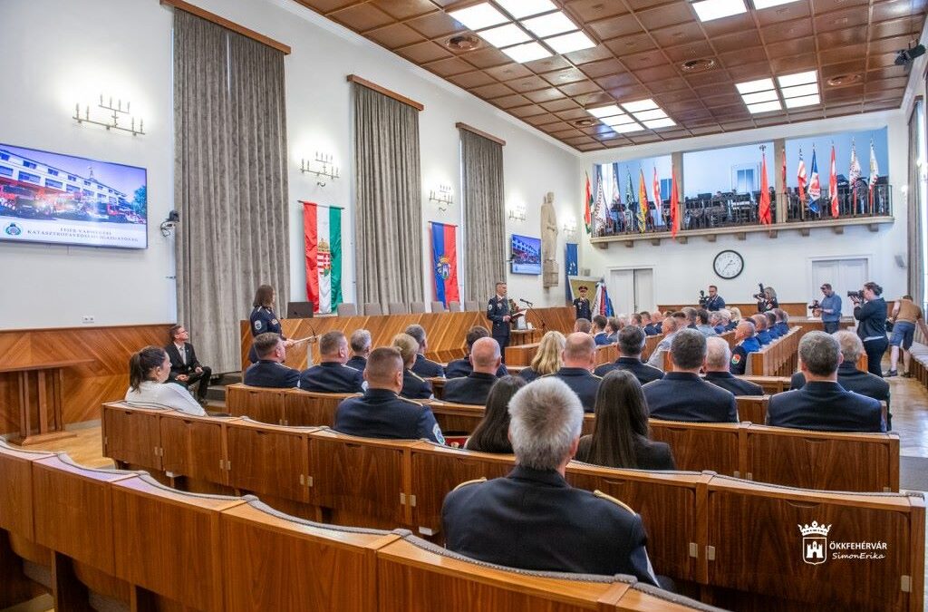 Szent Flórián és Szent György-napi ünnepségek, elismerések a Városházán