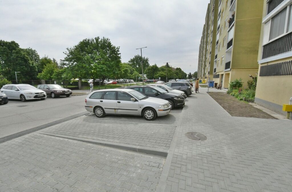 Ingyenes a parkolás szerdán Székesfehérváron