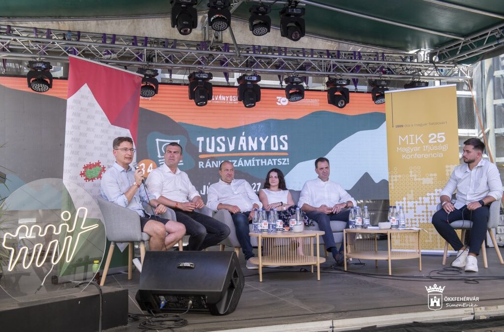Jól pörög Tusványos – fiatalbarát önkormányzatok a Kárpát-medencében