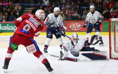 ICEHL: remek első harmad után Volán összeomlás, újra a KAC vezet