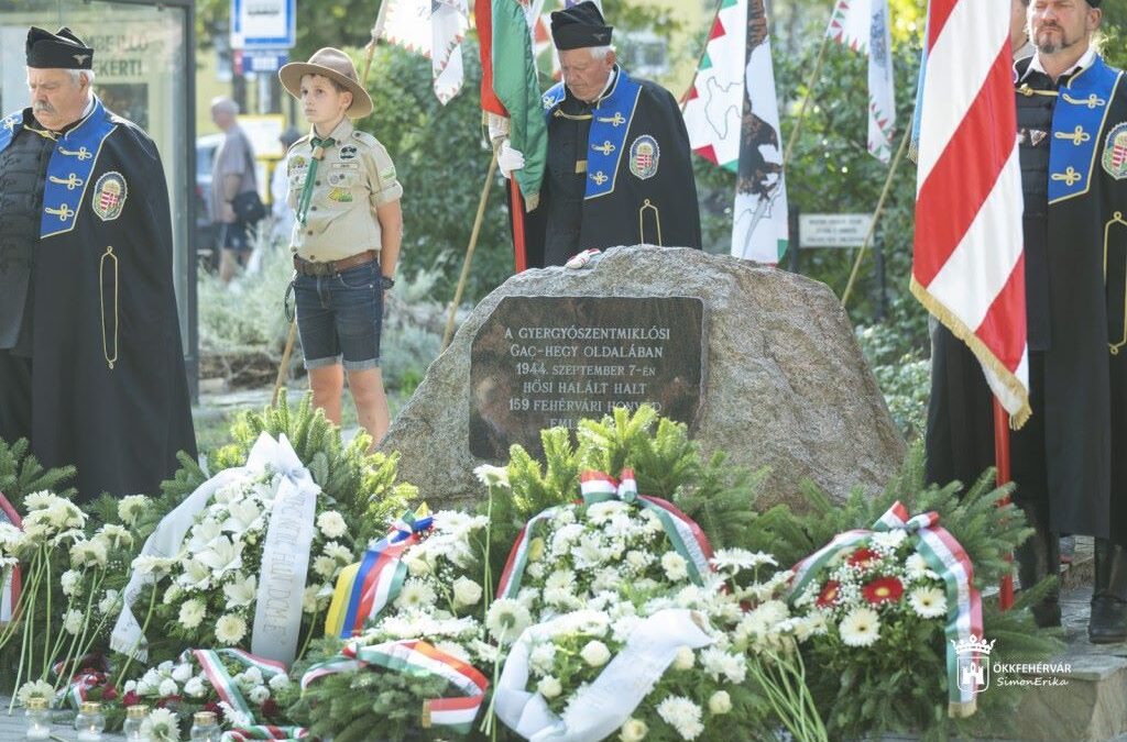 Megemlékeztek a Gac-oldalban 81 éve elhunyt fehérvári katonákról