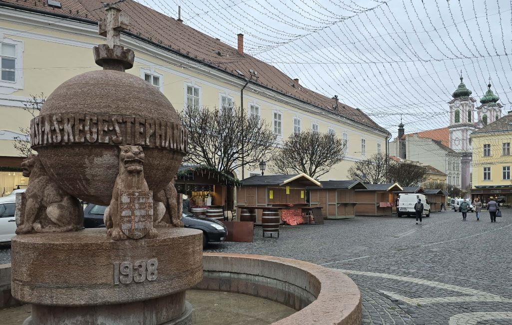 Rajtra kész az adventi vásár és a Kori liget Fehérváron
