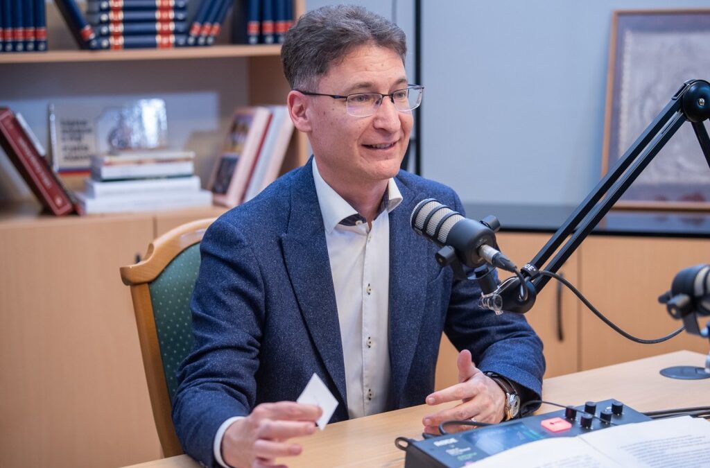 Játékos Podcast – évet értékelt Fehérvár polgármestere