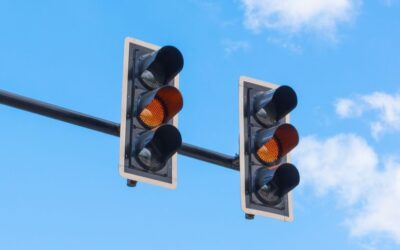 Nem működik a nagy Tesconál lévő jelzőlámpa, elhúzódhat a javítása